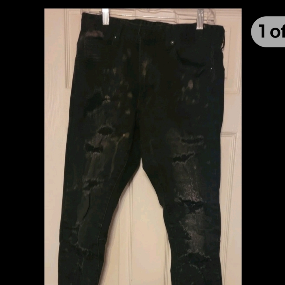 Men's Distressed Black Skinny Jeans
